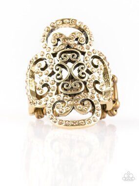 Paparazzi Ring (R225)